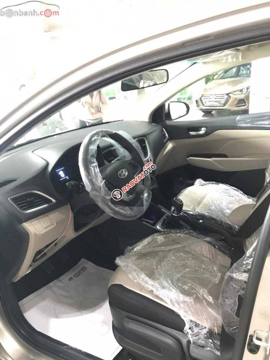 Bán xe Hyundai Accent 1.4 MT năm sản xuất 2019, màu bạc, 475tr-4