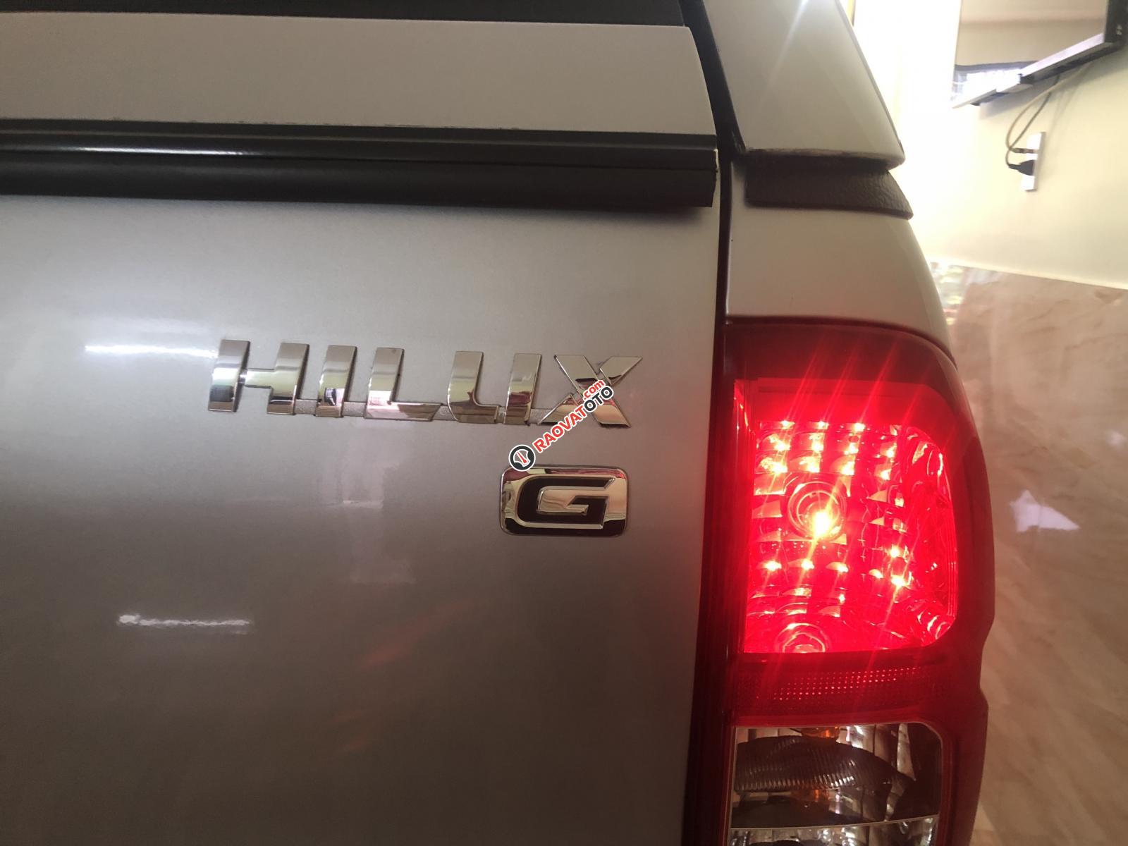 Bán Toyota Hilux 3.0G AT 2 cầu năm sản xuất 2015, màu bạc, nhập khẩu-8