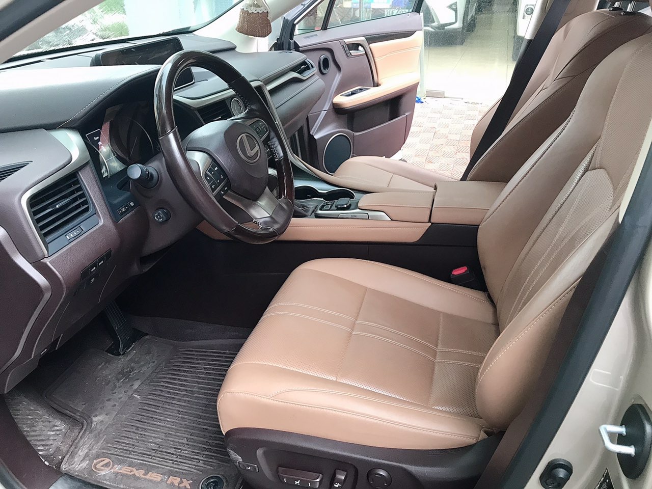 Bán Lexus RX350 Luxury 2017, màu ghi vàng, nhập khẩu chính hãng đăng ký 2018-2