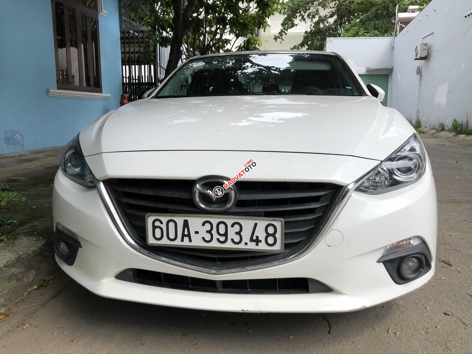 Cần bán lại xe Mazda 3 sản xuất 2017, màu trắng ít sử dụng giá 584 triệu đồng-1