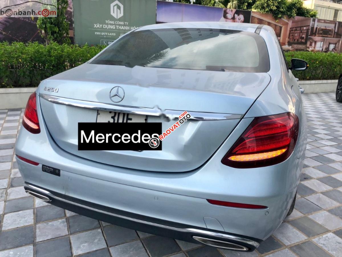 Cần bán xe Mercedes E250 đời 2016 đã qa sử dụng-4