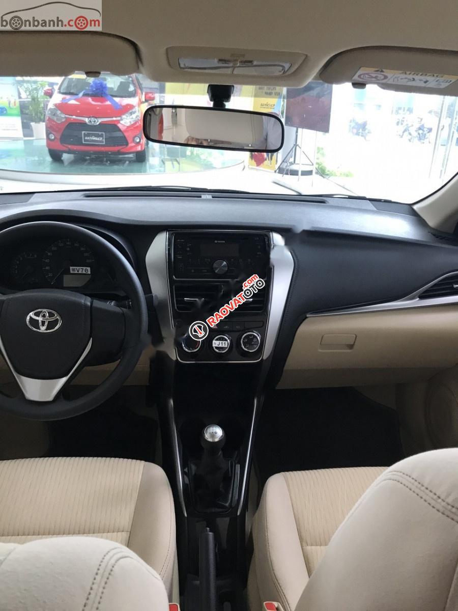 Bán Toyota Vios 1.5E MT năm 2019, màu trắng giá cạnh tranh-1