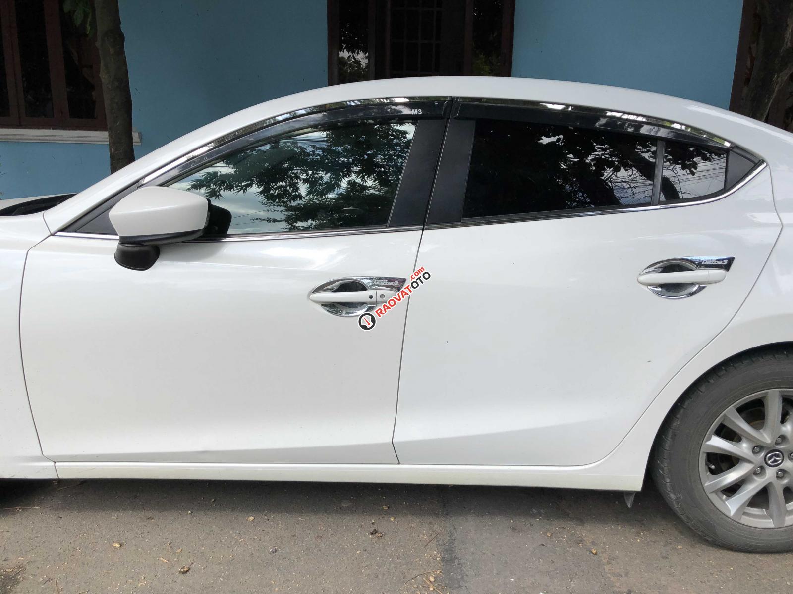 Cần bán lại xe Mazda 3 sản xuất 2017, màu trắng ít sử dụng giá 584 triệu đồng-7