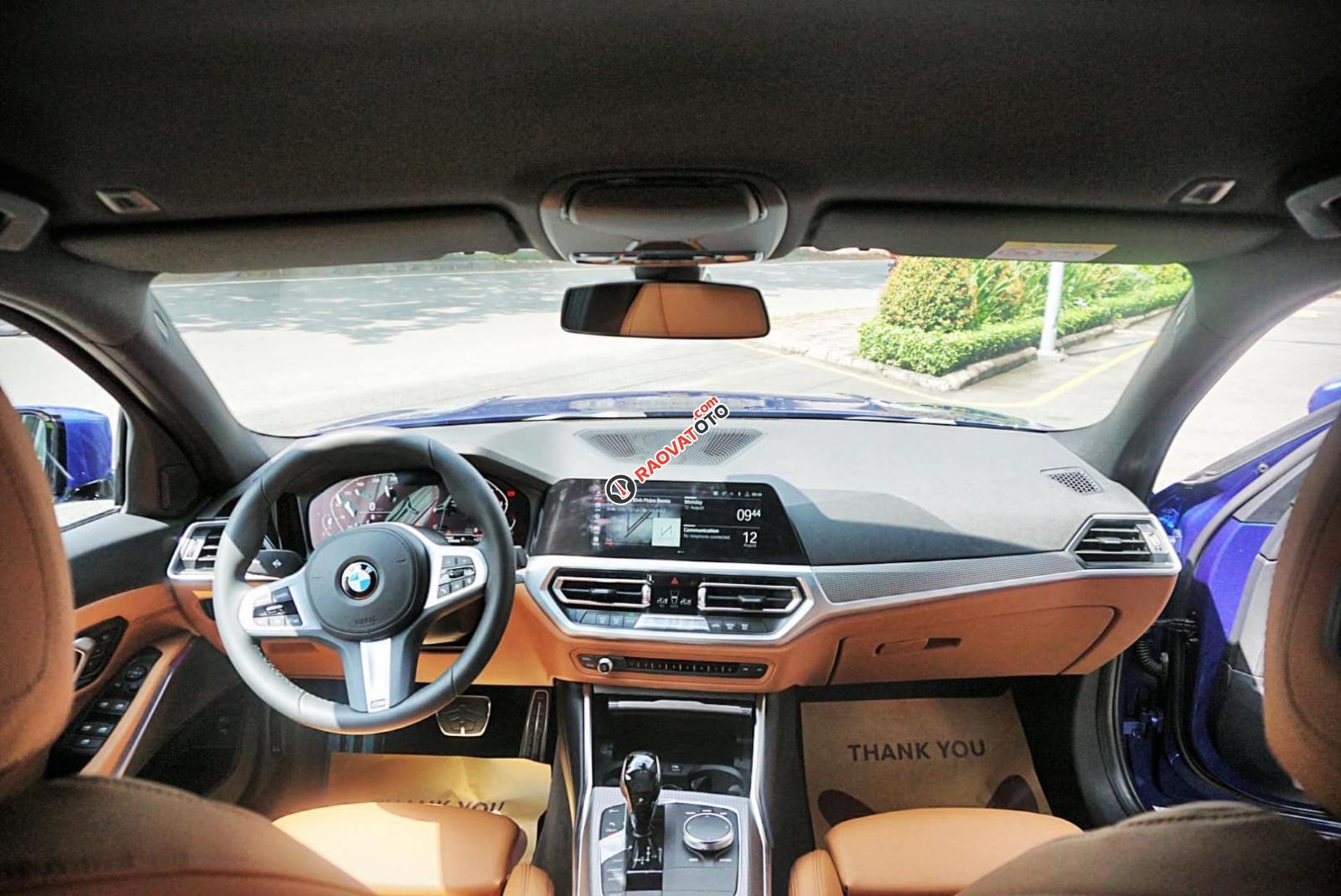 BMW 3 Series 330i Sport line 2020, màu xanh núi, xe nhập khẩu châu Âu, thể thao, trẻ trung vượt trội-6