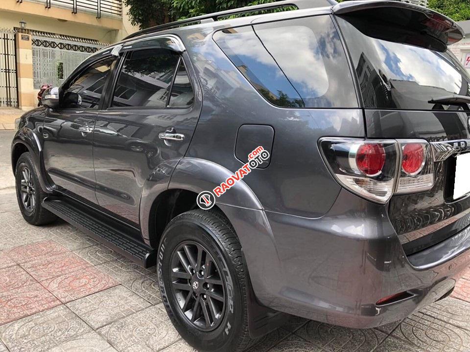 Cần bán xe Fortuner 2015, số sàn, máy dầu-1