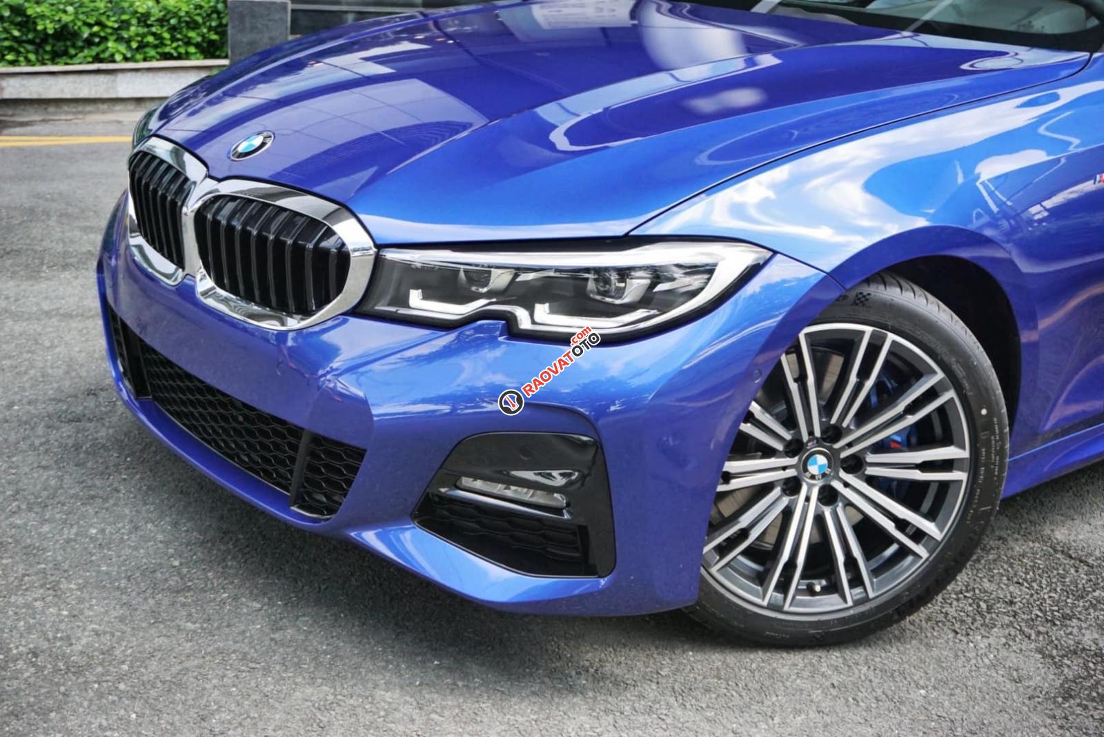 BMW 3 Series 330i Sport line 2020, màu xanh núi, xe nhập khẩu châu Âu, thể thao, trẻ trung vượt trội-7