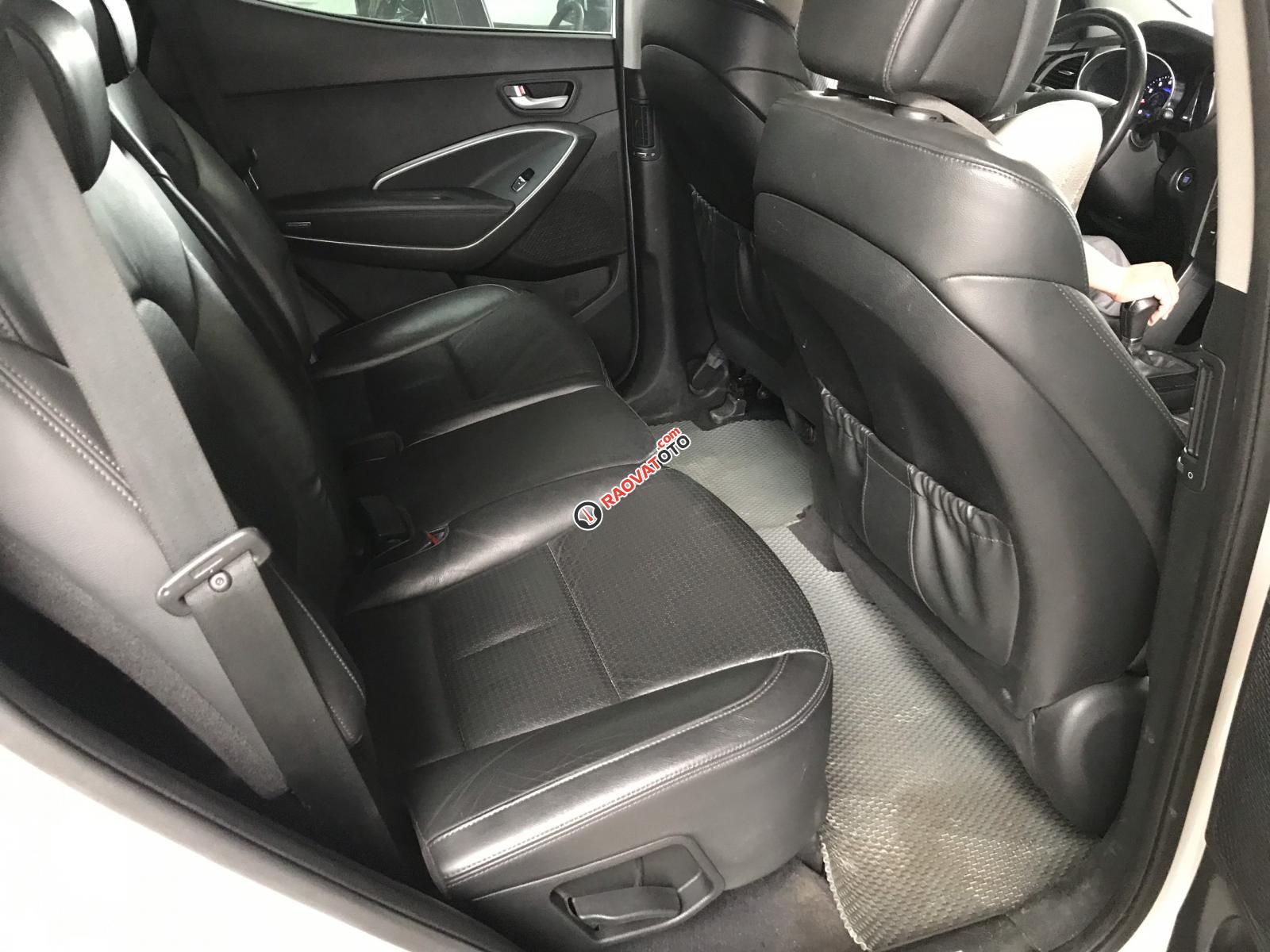 Bán Hyundai SantaFe 2.4AT màu trắng, máy xăng, số tự động, sản xuất 2014, 7 chỗ-1