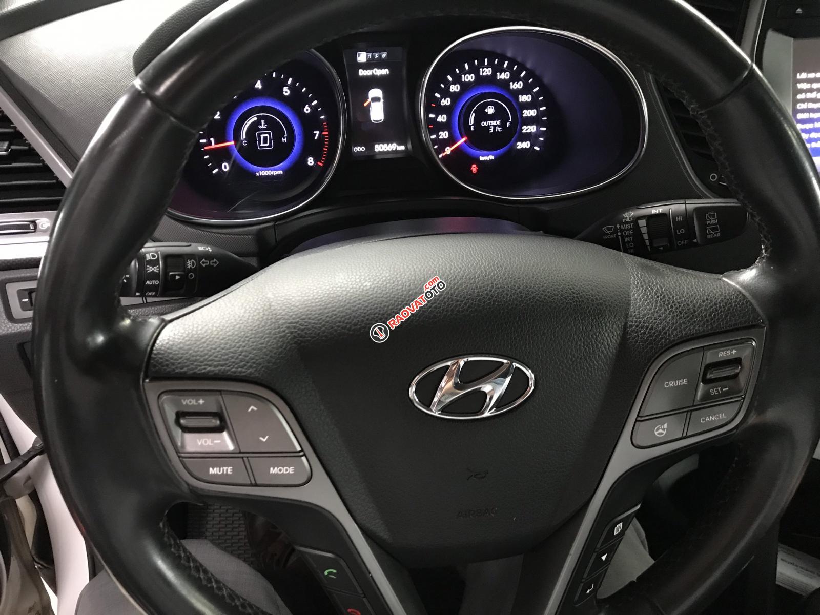 Bán Hyundai SantaFe 2.4AT màu trắng, máy xăng, số tự động, sản xuất 2014, 7 chỗ-0