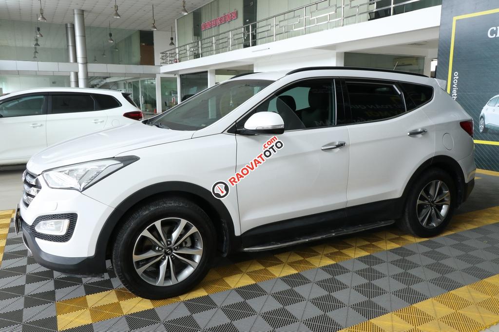 Bán ô tô Hyundai Santa Fe 2.4AT 2WD 7 chỗ đời 2015, màu trắng-12