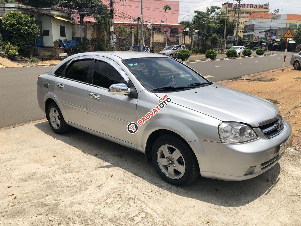 Cần bán Daewoo Lacetti MT đời 2009, màu bạc, giá 200tr-0