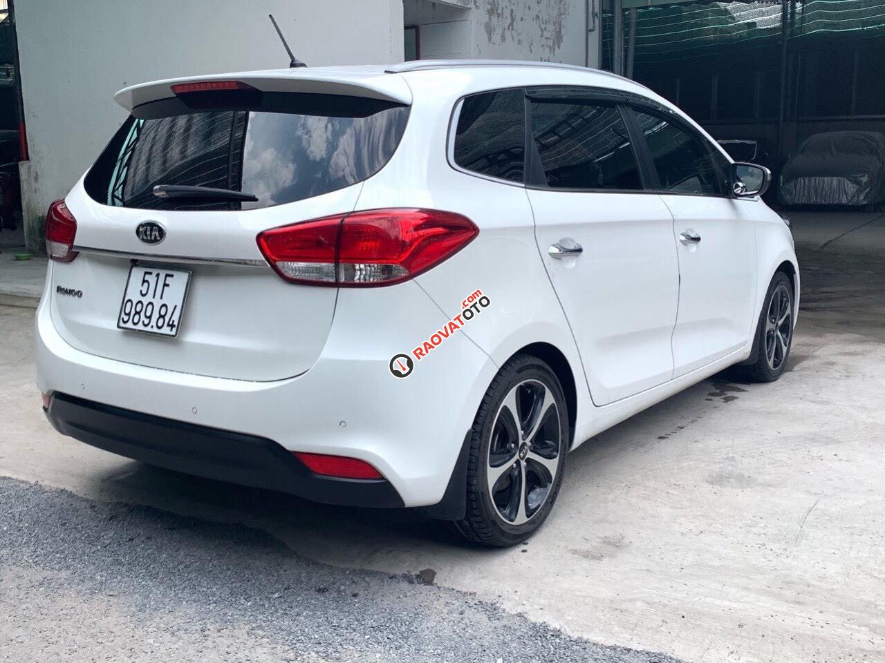 Bán xe Kia Rondo GAT 2.0 năm sản xuất 2016, màu trắng  -3