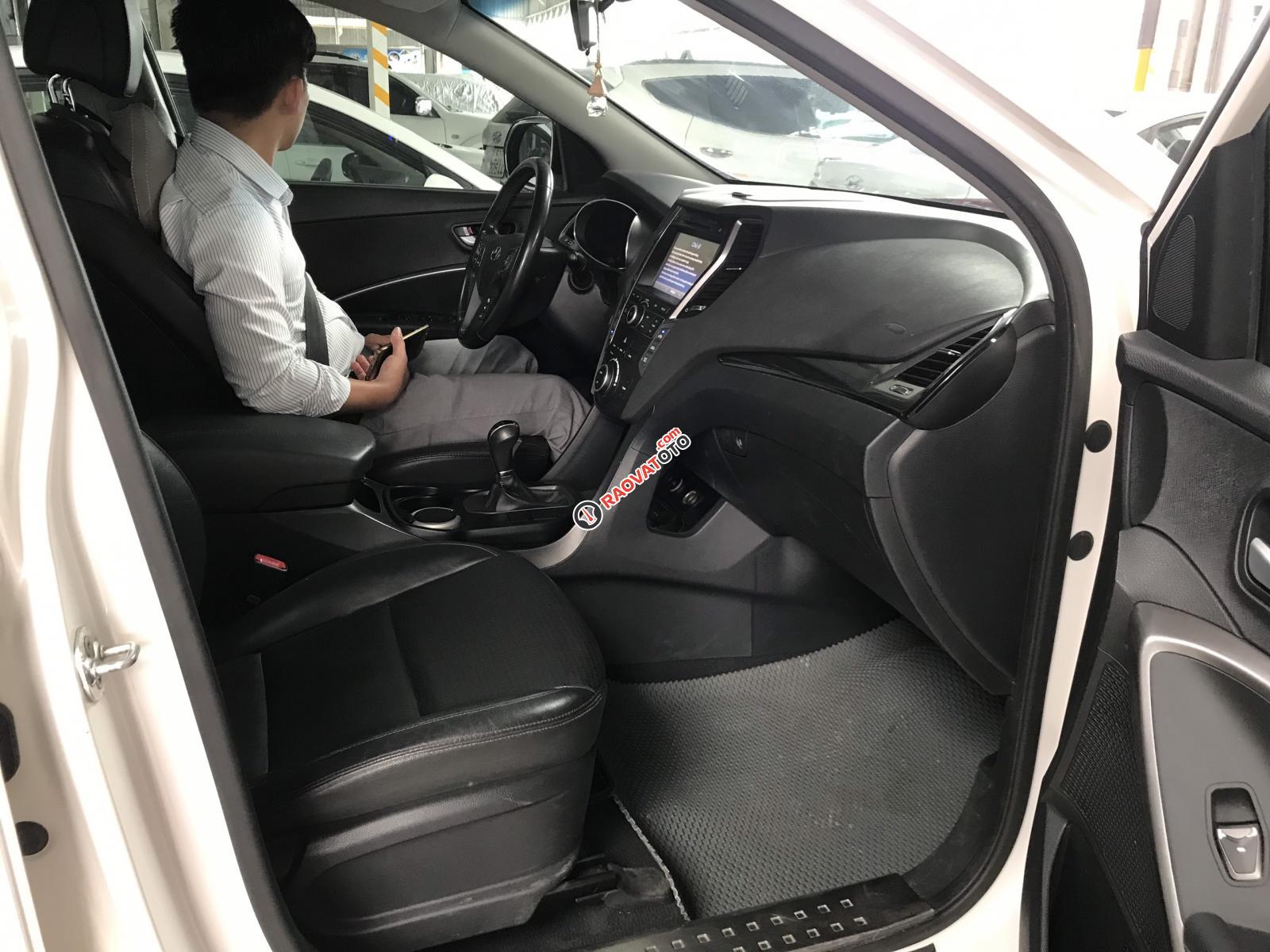 Bán Hyundai SantaFe 2.4AT màu trắng, máy xăng, số tự động, sản xuất 2014, 7 chỗ-6