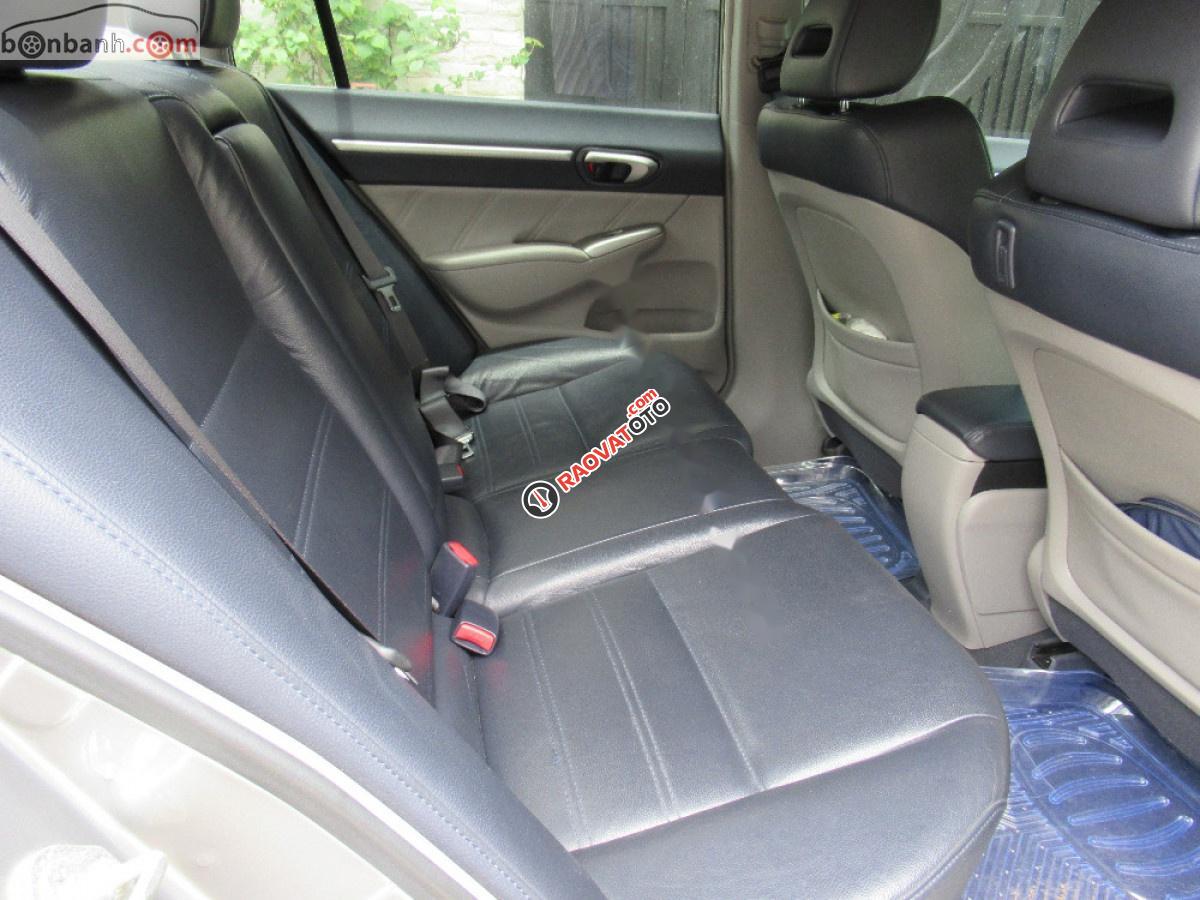 Cần bán Honda Civic 2.0AT năm 2011, màu bạc, chính chủ-6