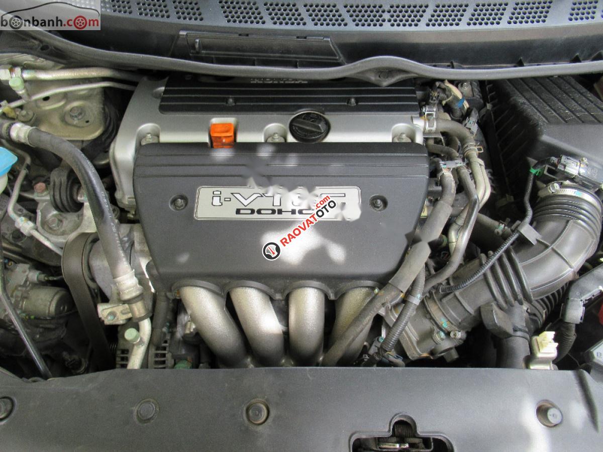 Cần bán Honda Civic 2.0AT năm 2011, màu bạc, chính chủ-7