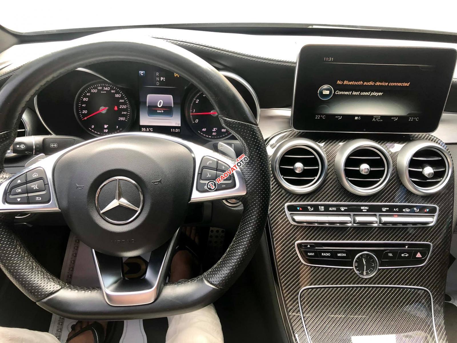 Cần bán Mercedes C300 năm sản xuất 2016, chính chủ-6