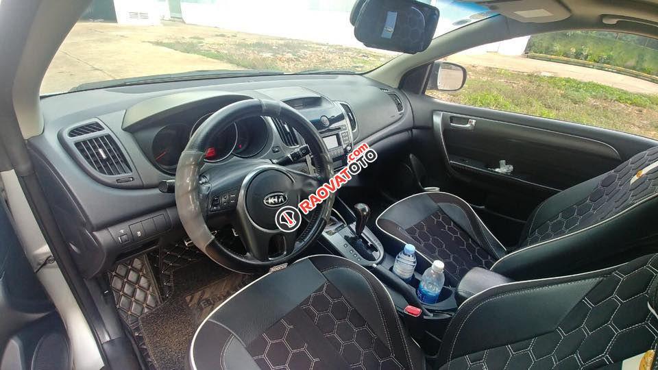 Bán xe Kia Cerato Koup SX 2009, màu bạc, nhập khẩu-2