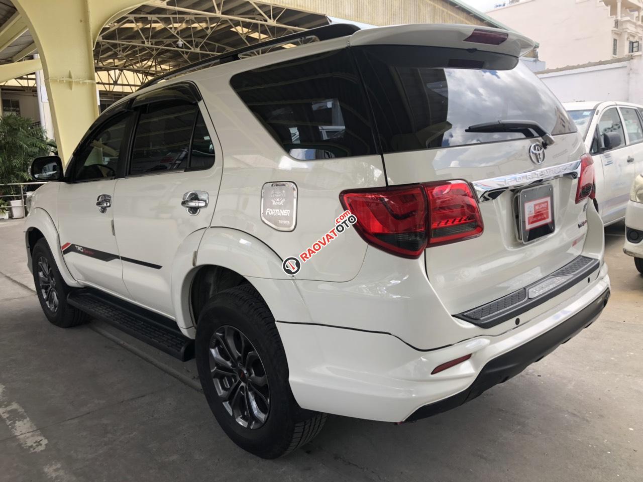 Fortuner TRD 2016, phiên bản thể thao, máy xăng số tự động, xe đẹp, giảm ngay 30tr chốt nhanh lẹ-2