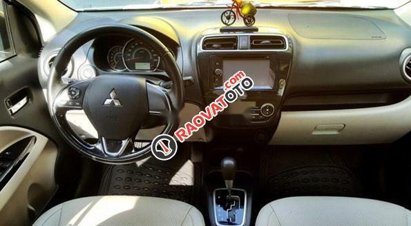 Cần bán Mitsubishi Attrage CVT sản xuất năm 2017, màu trắng-0