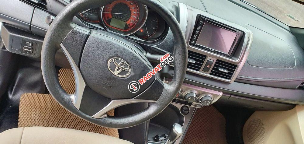 Bán Toyota Yaris sản xuất 2014, màu trắng, nhập khẩu  -6