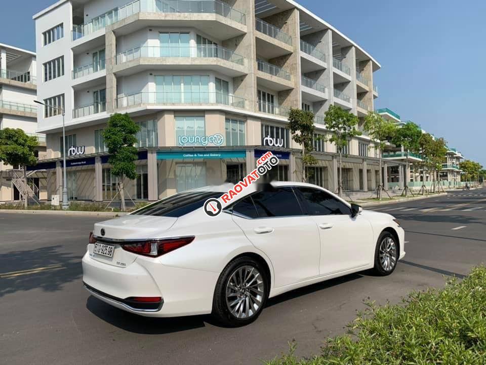 Cần bán Lexus ES 250 đời 2019, màu trắng, nhập khẩu nguyên chiếc-4