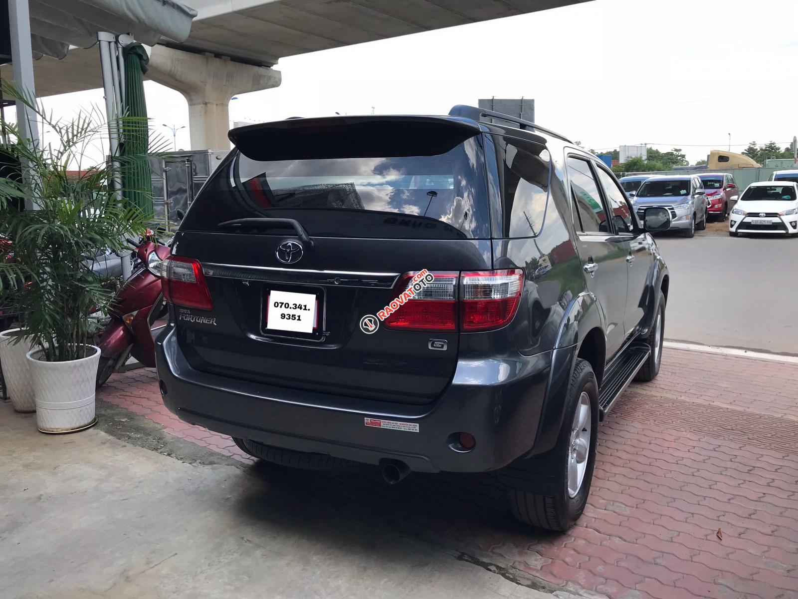 Bán Fortuner G 2012, màu xám, máy dầu, số sàn, xe đẹp, giảm ngay 40tr chốt nhanh lẹ-1