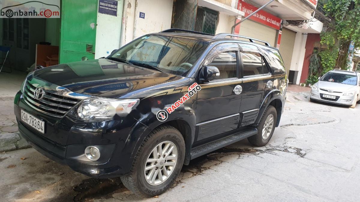 Cần bán xe Toyota Fortuner 2.7V 4x4 AT đời 2013, màu đen-5
