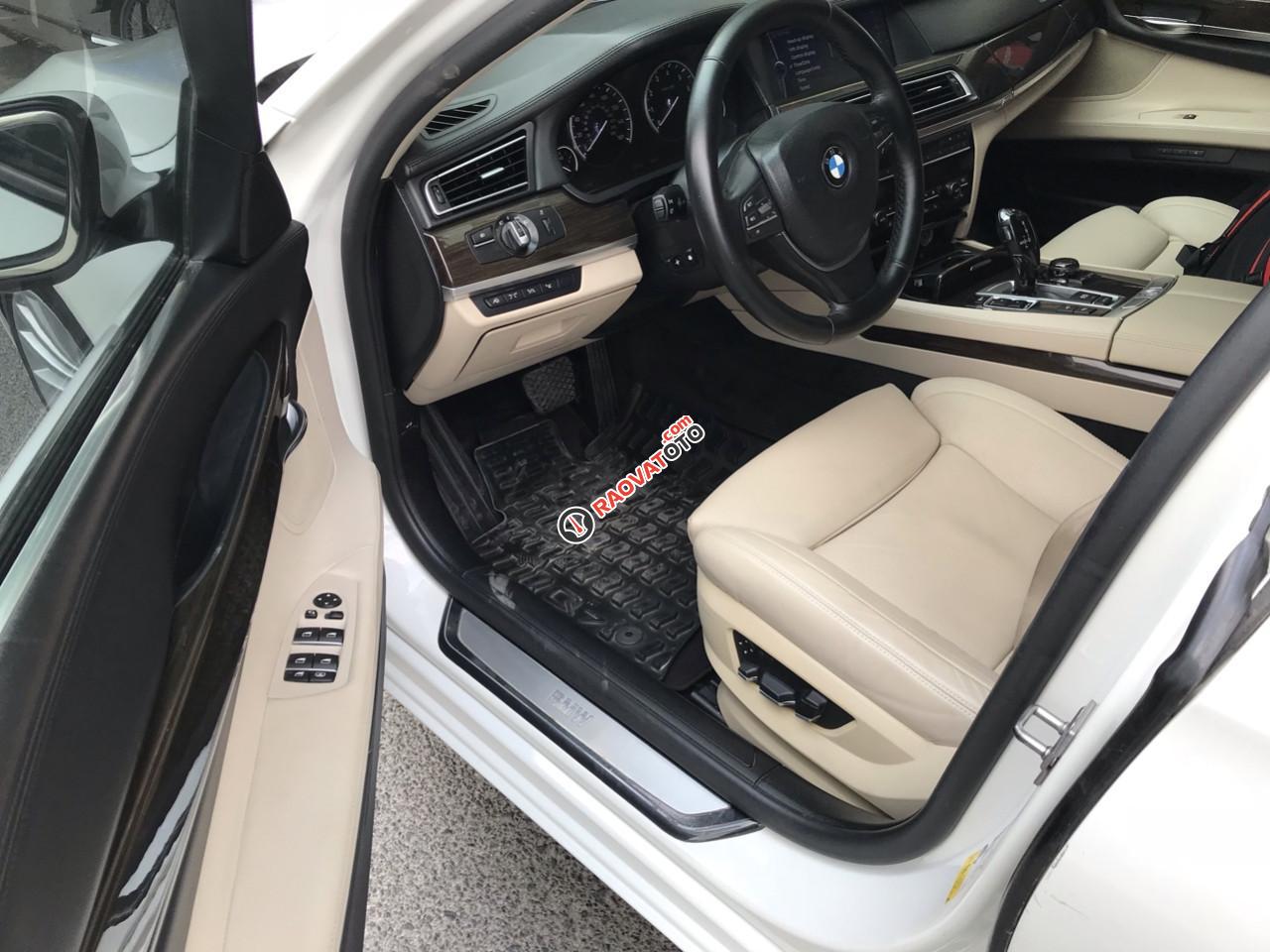 Bán BMW 750 LI 2013 tự động, màu trắng thể thao, cực đẹp-3