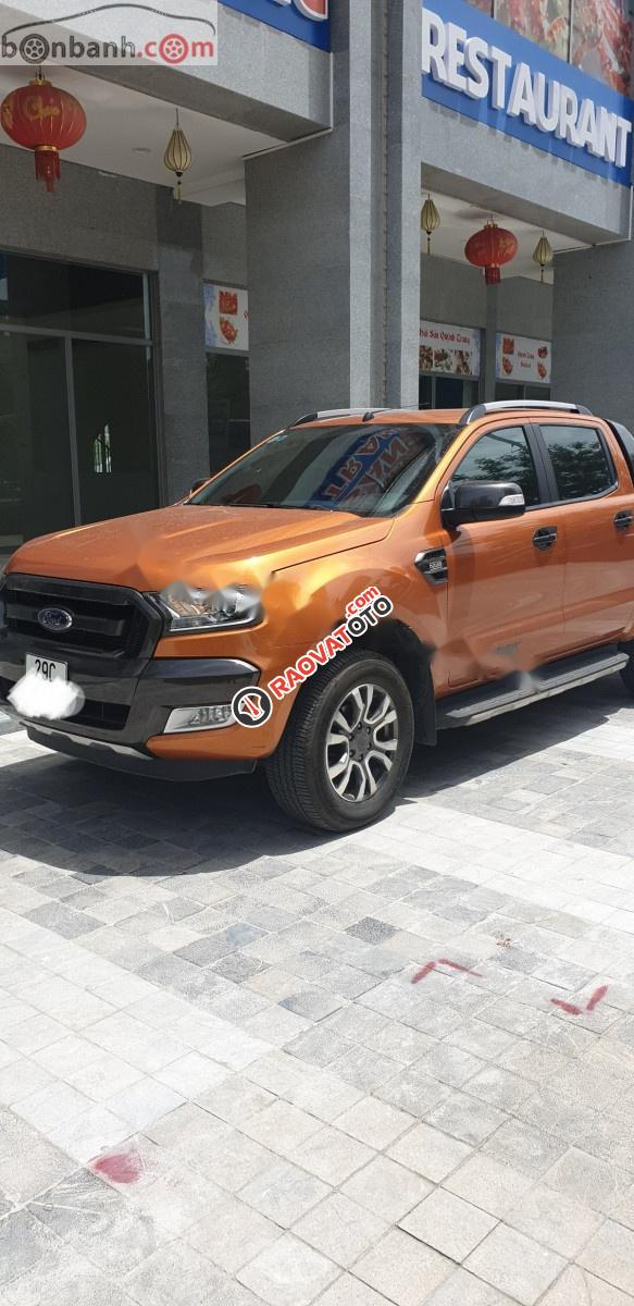 Cần bán Ford Ranger Wildtrak 2.2L 4x2 AT đời 2017, màu vàng, nhập khẩu  -0