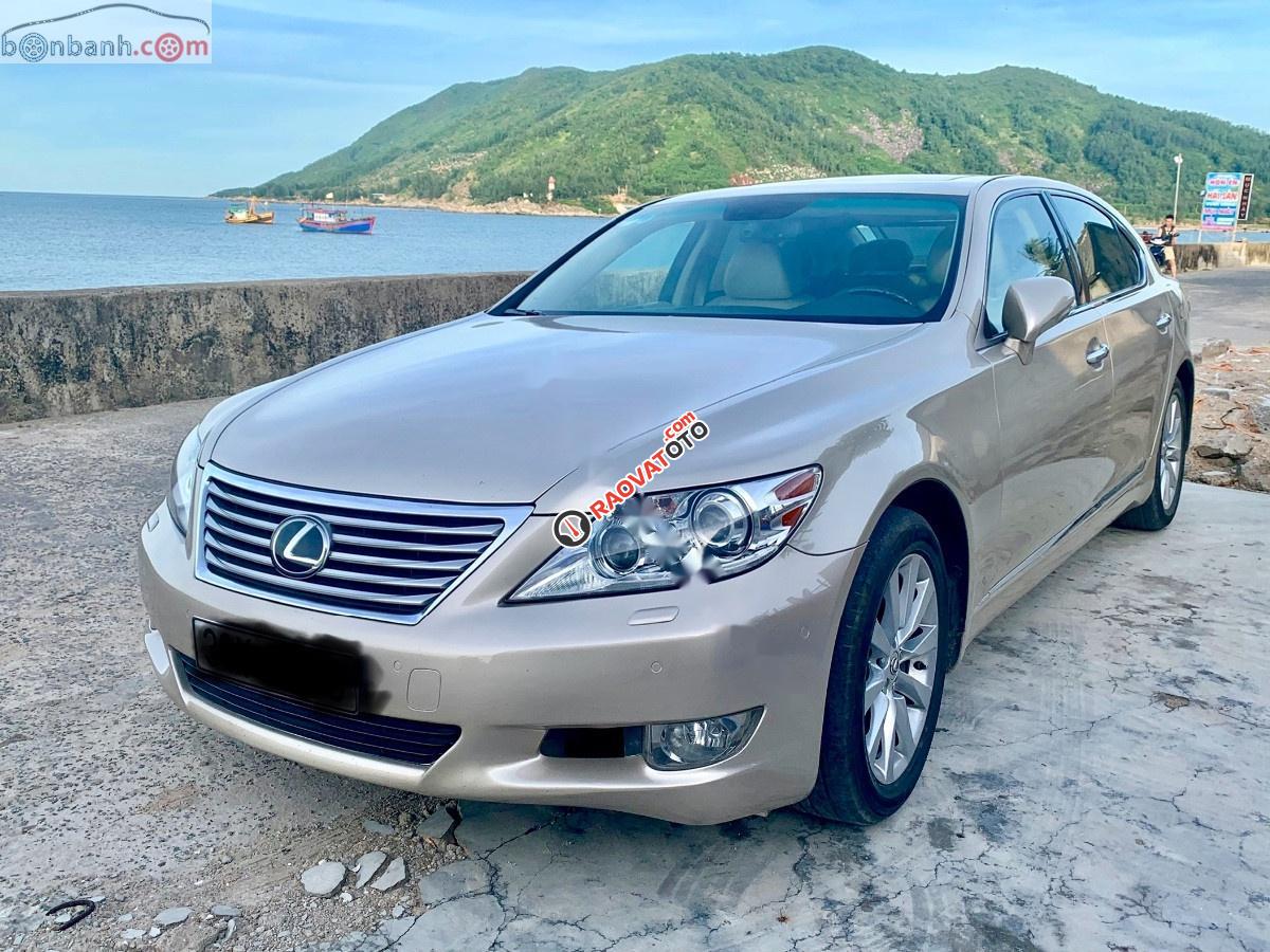 Bán Lexus LS 460L đời 2010, màu vàng, nhập khẩu-4