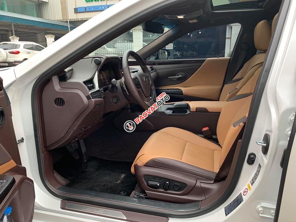 Cần bán Lexus ES 250 đời 2019, màu trắng, nhập khẩu nguyên chiếc-9