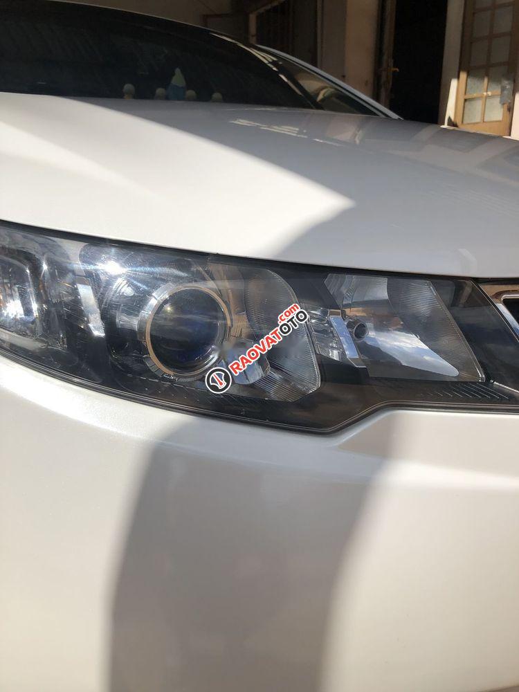 Chính chủ bán xe Kia Forte 1.6 đời 2011, màu trắng, bản đủ-0