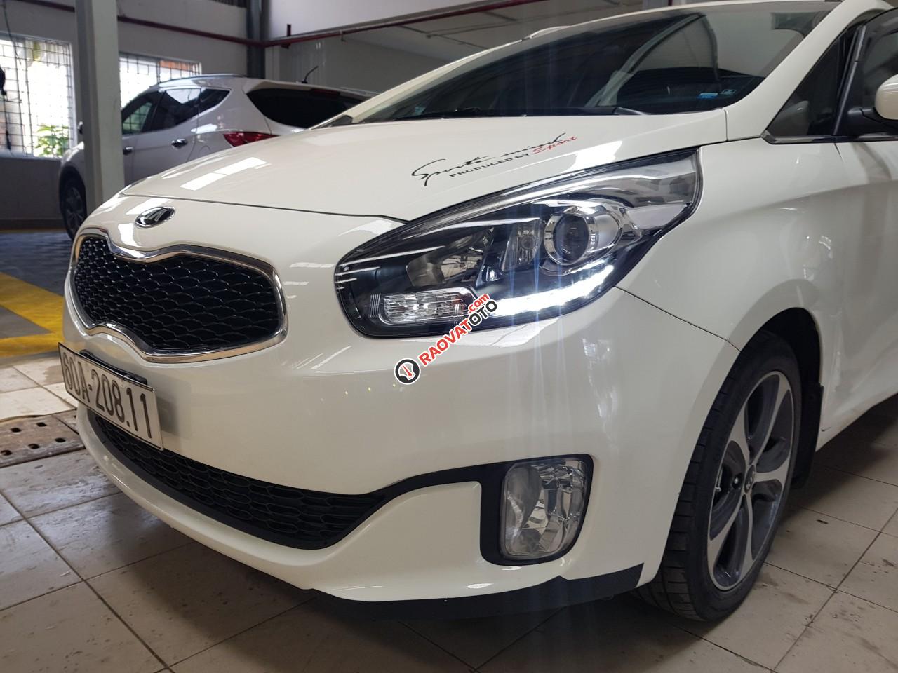 Bán Kia Rondo GAT 2.0AT màu trắng, máy xăng, số tự động, sản xuất 2015, biển Đồng Nai, 1 chủ đi 18000km-7