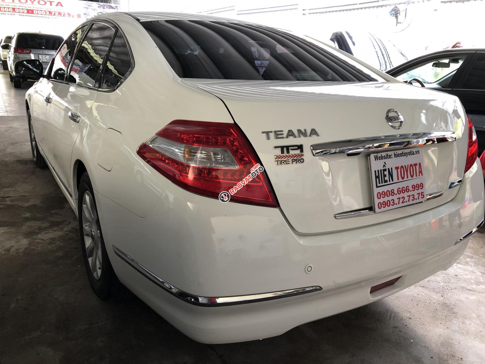 Bán Nissan Teana 2.0 2010, màu trắng-3