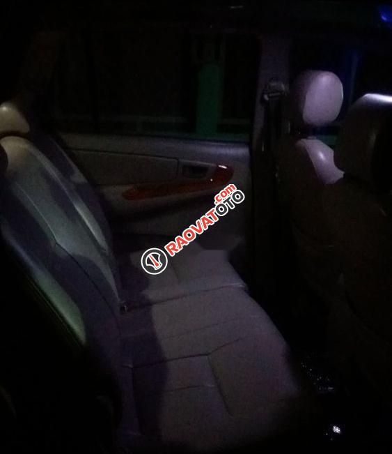 Bán Toyota Innova J sản xuất năm 2006, màu bạc-3