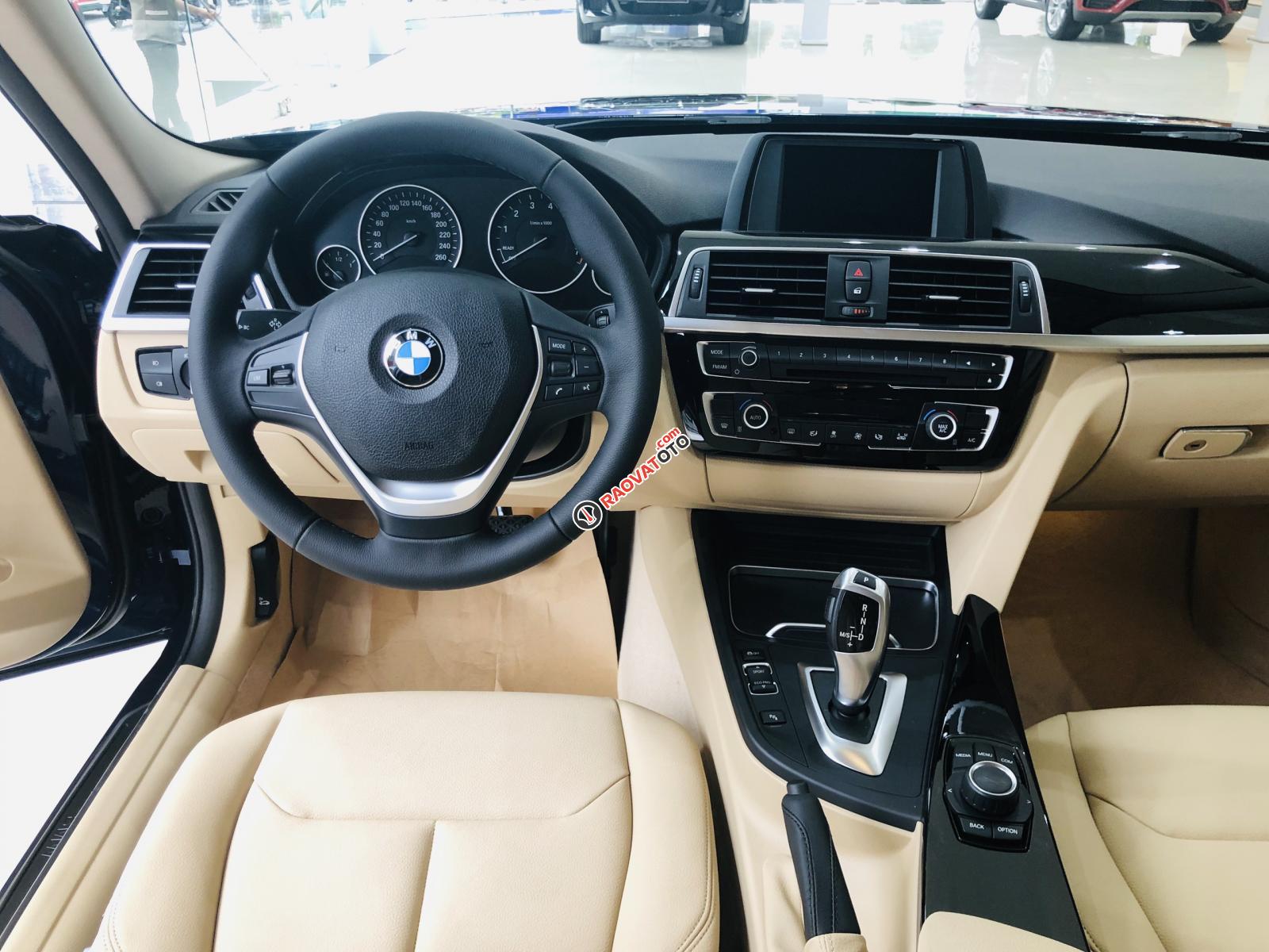 BMW 3 Series 320i xe nhập Đức, giảm giá mạnh tay 275 triệu, cực sốc-9