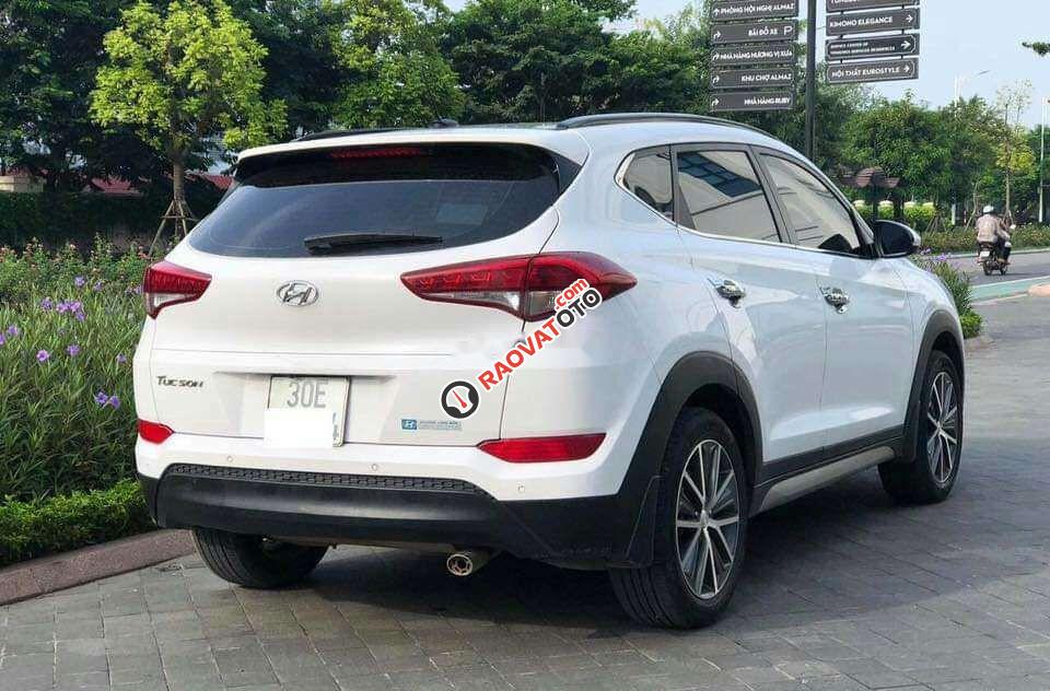 Bán Hyundai Tucson 2.0 sản xuất năm 2016, màu trắng, nhập khẩu  -7