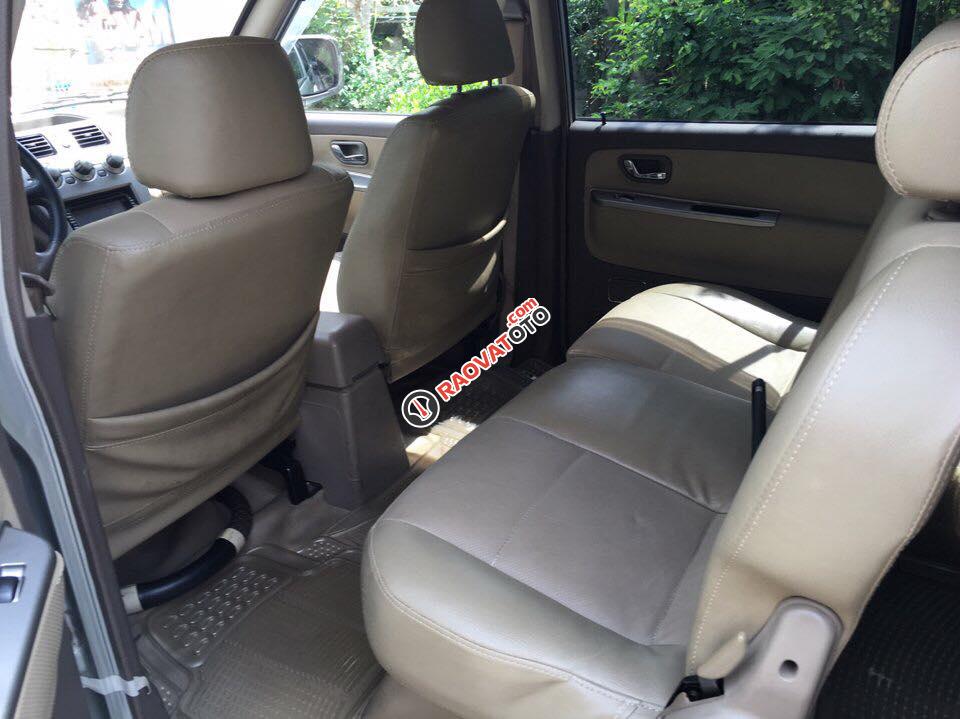 Gia đình em cần bán xe Mitsubishi Jolie đời 2006, số sàn, màu bạc-5