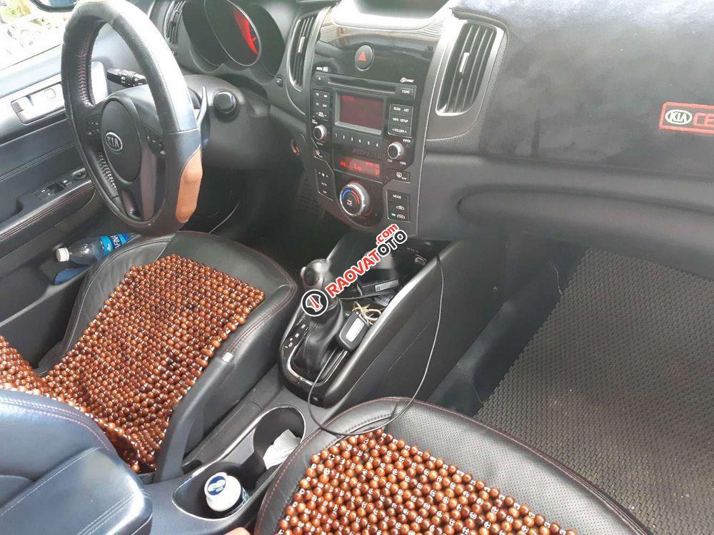 Cần bán gấp Kia Cerato Koup sản xuất năm 2011, màu trắng, xe thể thao, đèn pha auto-1