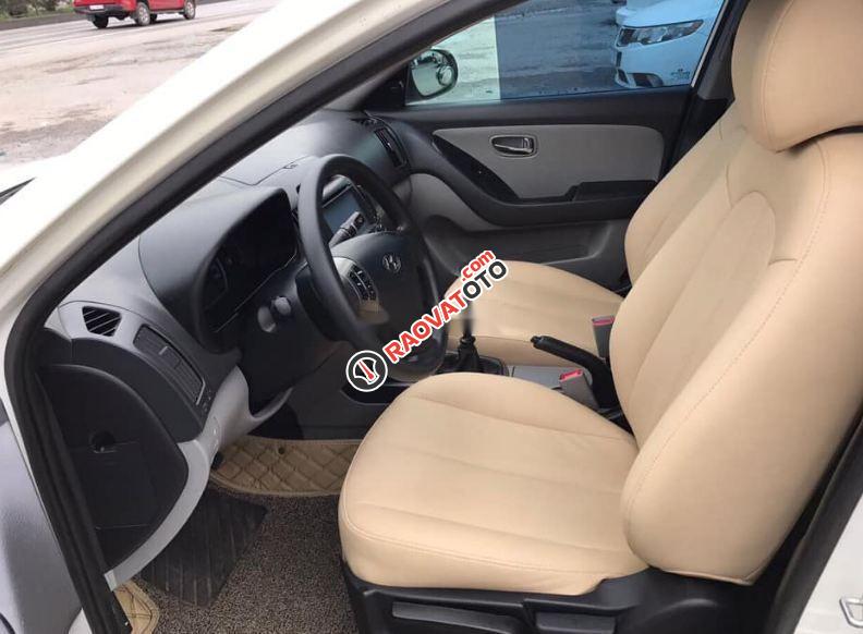 Bán Hyundai Avante MT 2011, màu trắng chính chủ, 330 triệu-1