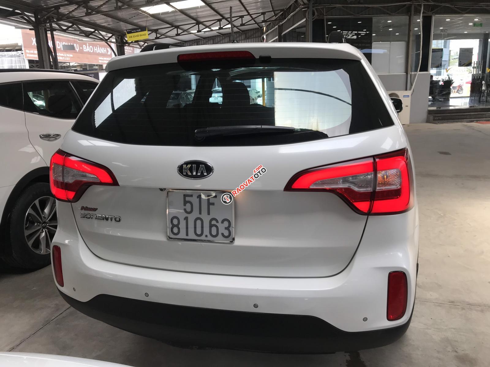 Bán Kia New Sorento GAT 2.4AT màu trắng, máy xăng, số tự động, sản xuất 2016, biển Sài Gòn-8