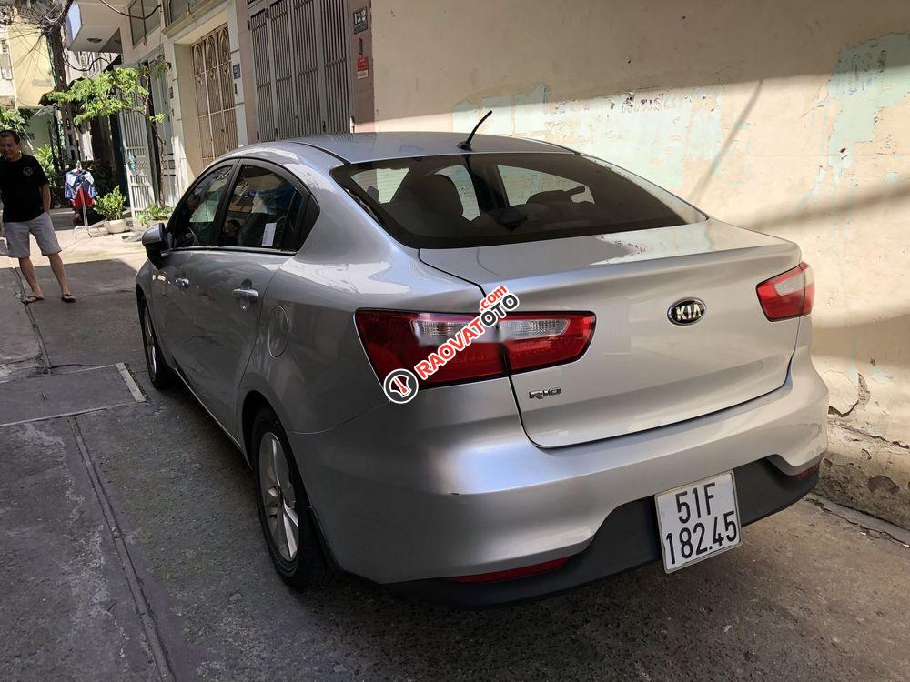 Bán Kia Rio AT đời 2015, màu bạc, nhập khẩu -2