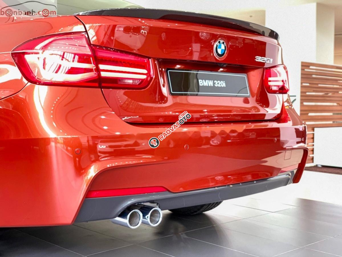 Cần bán xe BMW 3 Series 320i năm sản xuất 2018, xe nhập-3