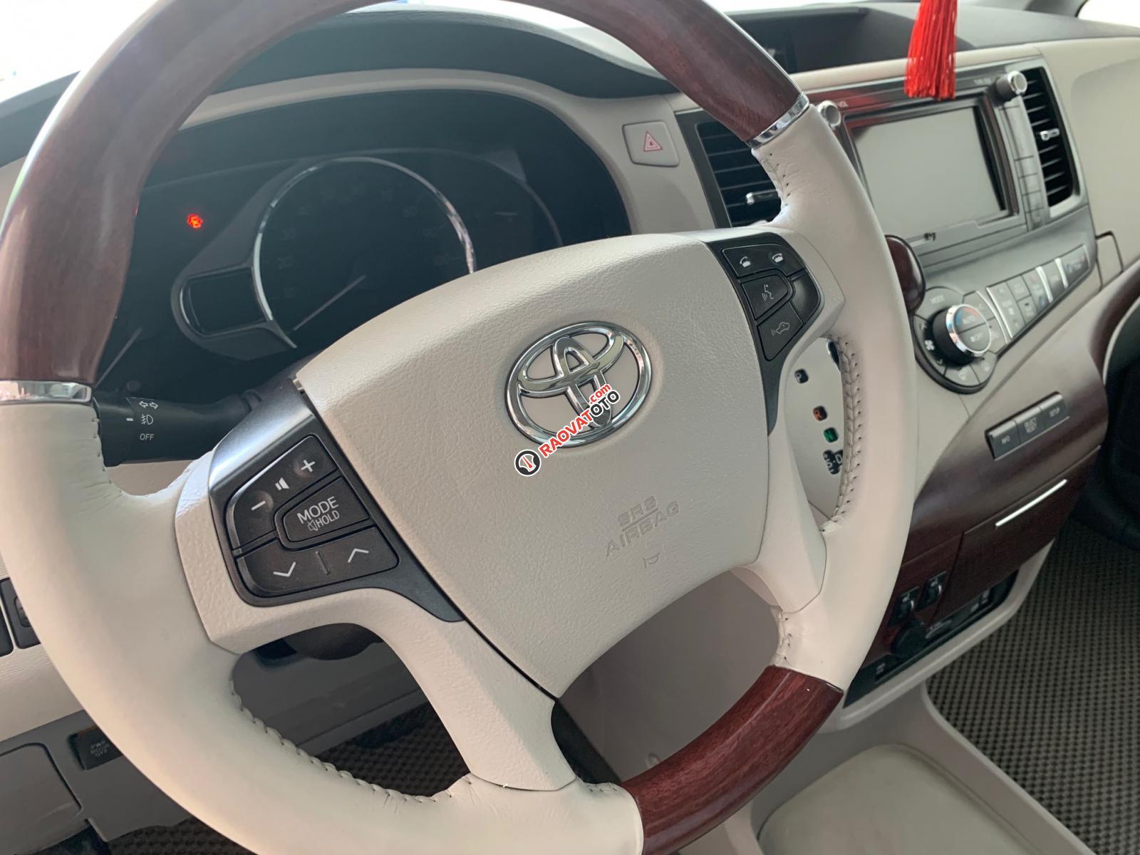 Bán xe Toyota Sienna Limited, bản đủ đồ SX 2014, có cả phanh khoảng cách-11