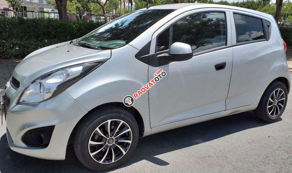 Chính chủ bán Chevrolet Spark 1.2LT năm 2016, màu bạc-4