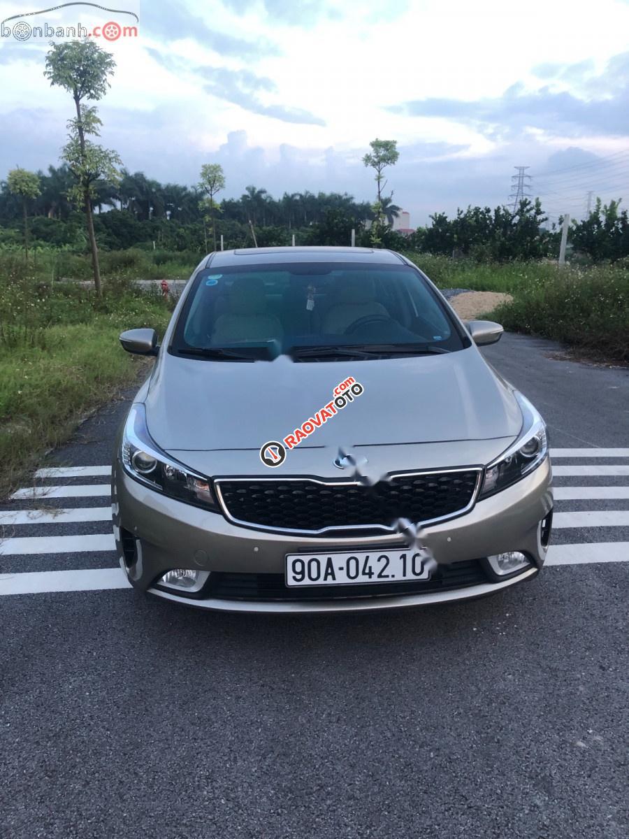 Cần bán gấp Kia Cerato AT 2016 chính chủ, giá tốt-1