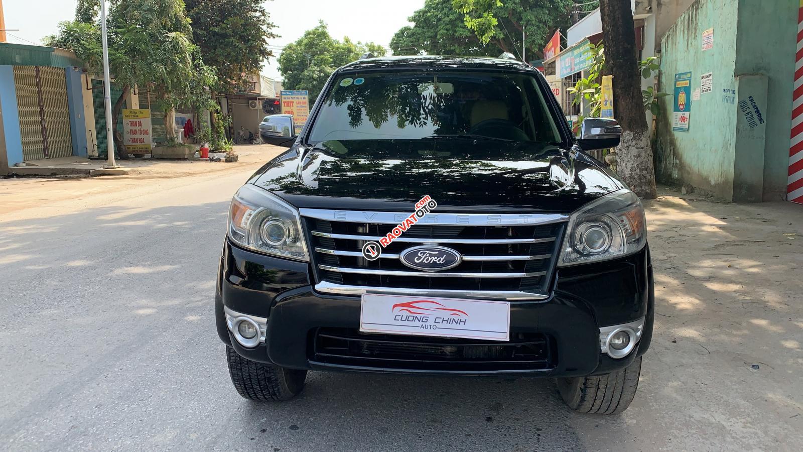 Cần bán Ford Everest 2.5AT 2010, màu đen giá cạnh tranh-17