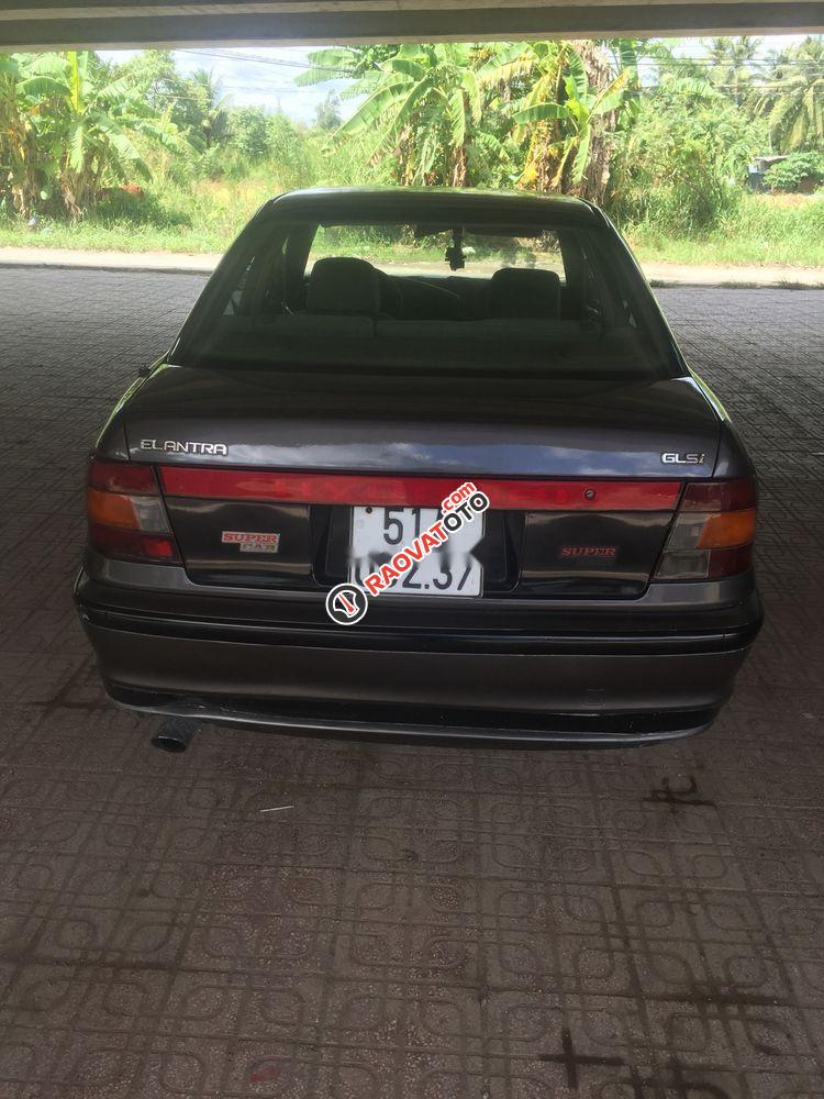 Cần bán gấp Hyundai Elantra sản xuất năm 1993, màu đen, nhập khẩu nguyên chiếc còn mới, 75tr-3