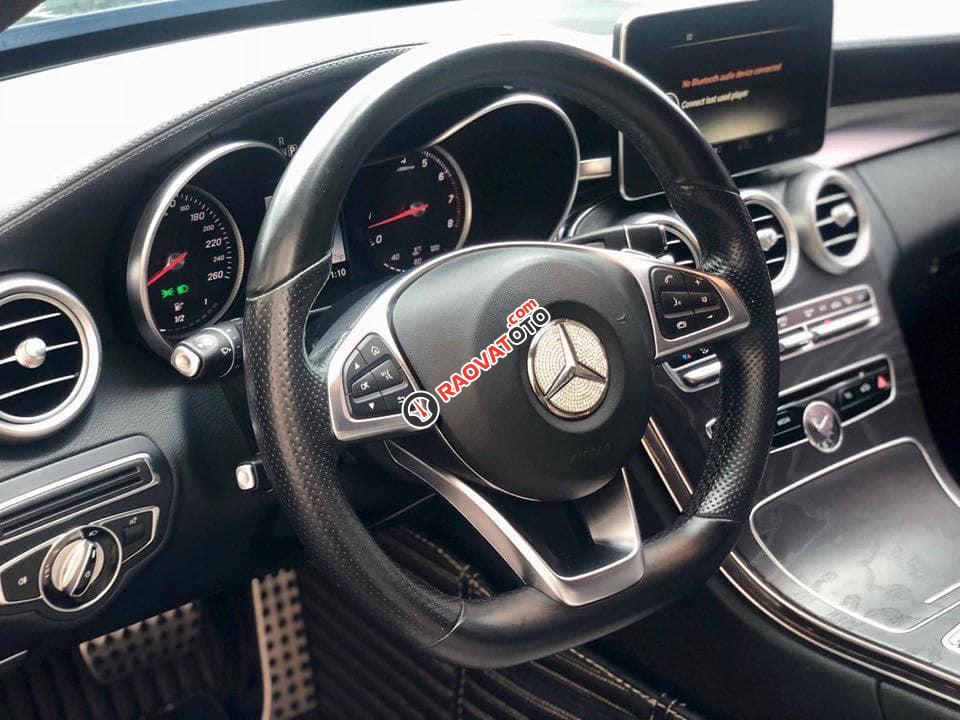 Cần bán xe Mercedes C250 AMG đời 2015, giá tốt-2