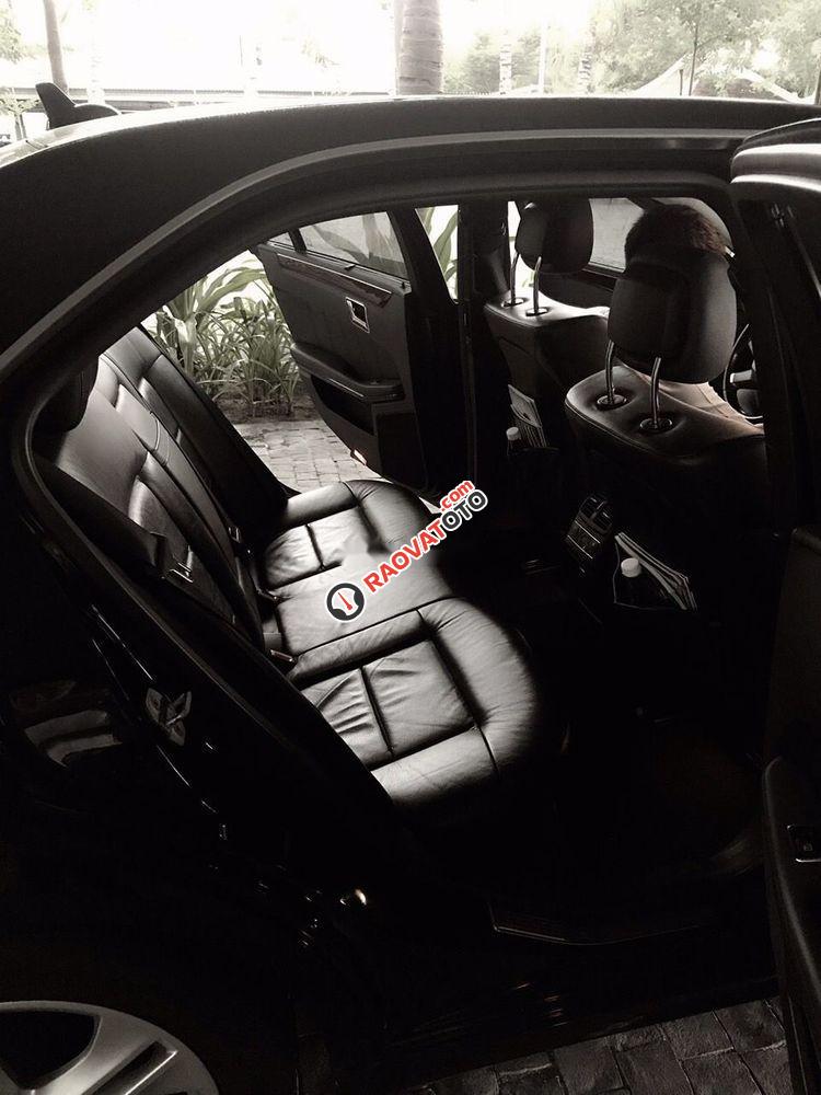 Cần bán Mercedes E250 sản xuất năm 2010, màu đen, nhập khẩu -3