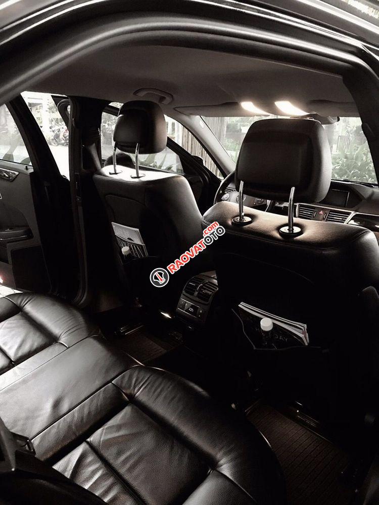 Cần bán Mercedes E250 sản xuất năm 2010, màu đen, nhập khẩu -7